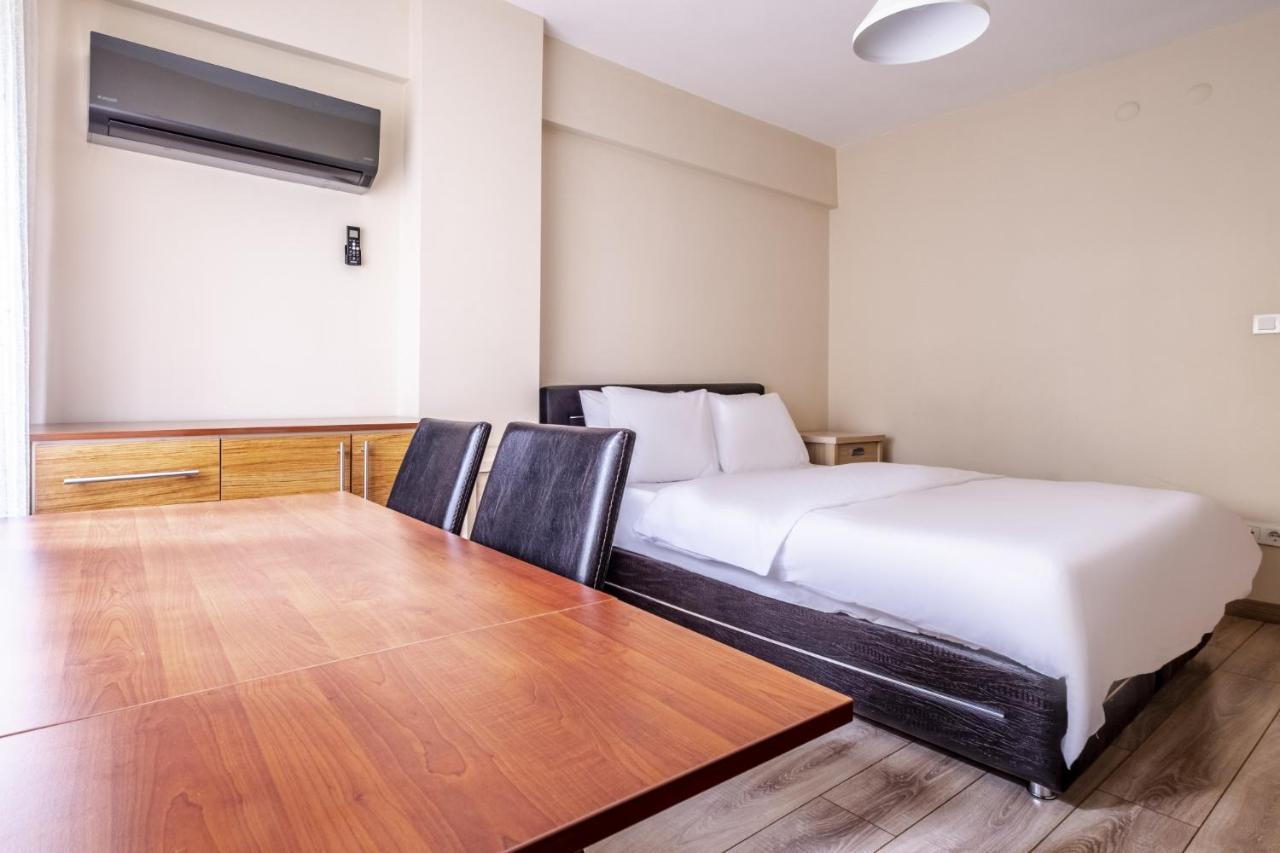 Апартаменты Flat With Sea View Near Uskudar Ferry Station Стамбул Экстерьер фото